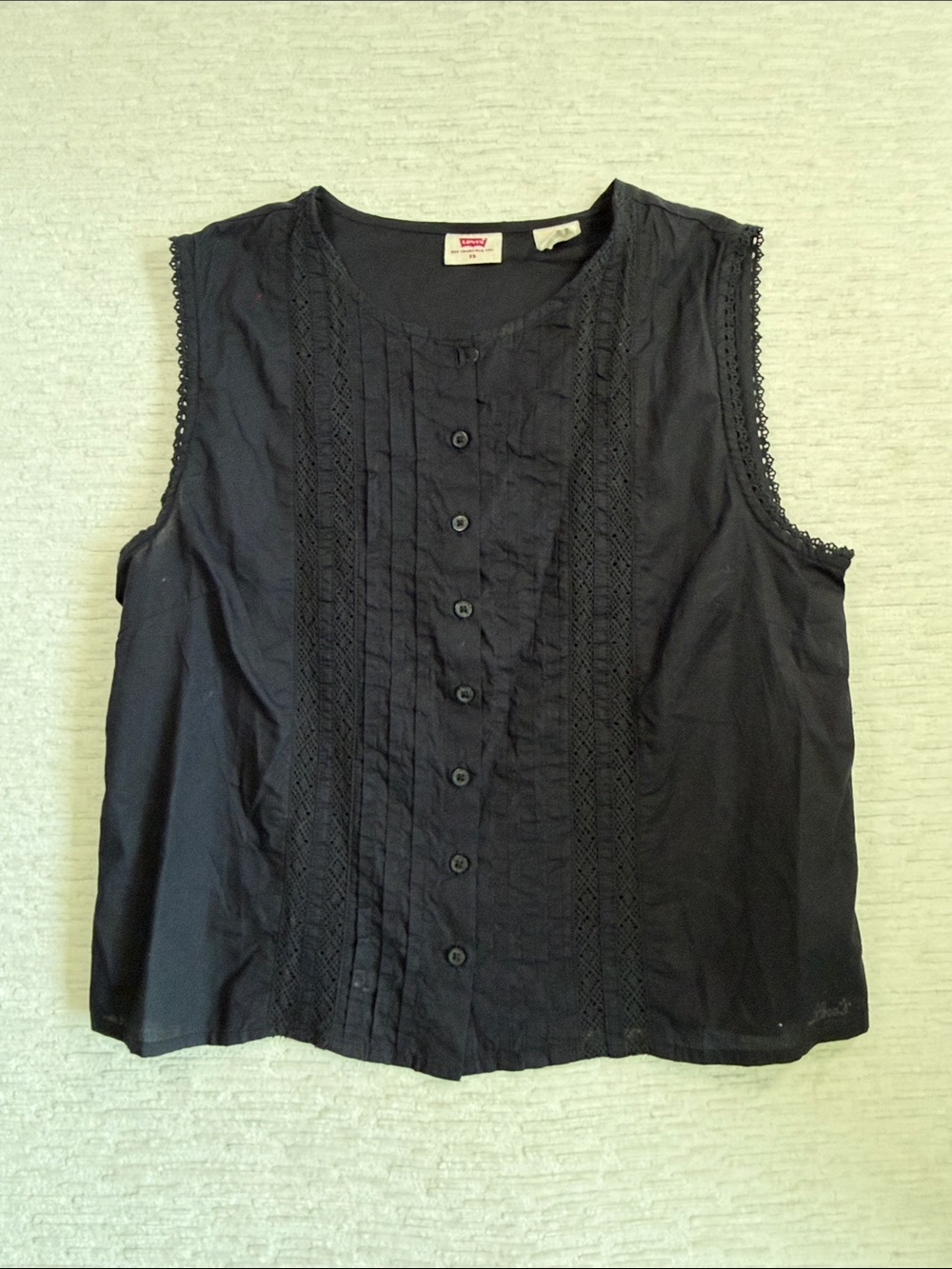 Levi's Black Lorelei Sleeveless Button-Front Lace Trim Top NWOT